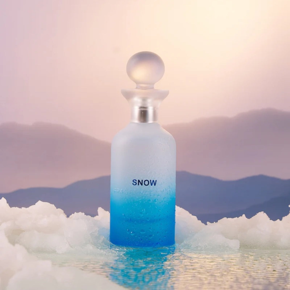 Snow perfume by fragrance story